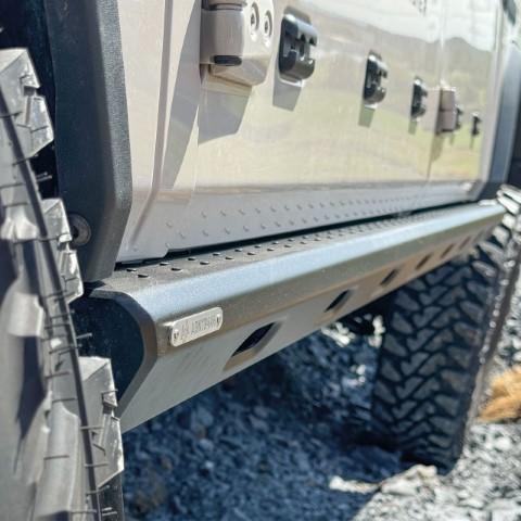 Abenteuer 4x4 Rockslider schwarz Ineos Grenadier Quartermaster