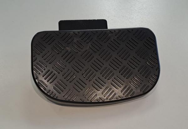Step insert (fits on towing eye) for Land Rover Defender L663 - with checker plate